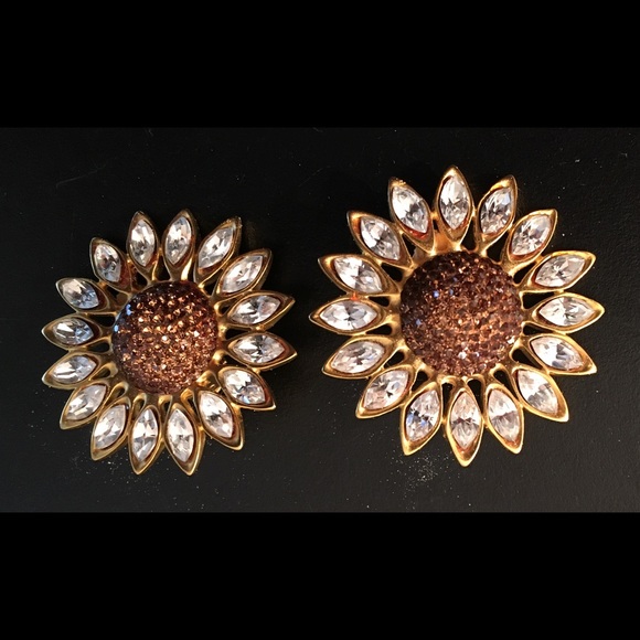 Deanna Hambro Jewelry - 🌼Vintage Italian Sunflower Earrings Deanna Hambro